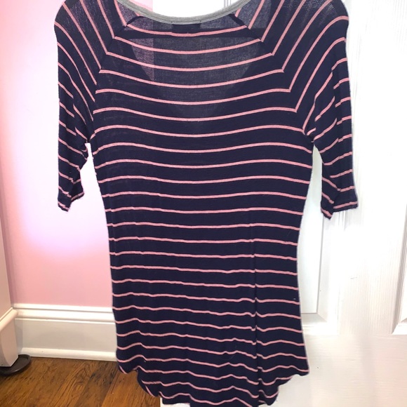 Quarter Sleeve Tee - Picture 3 of 3